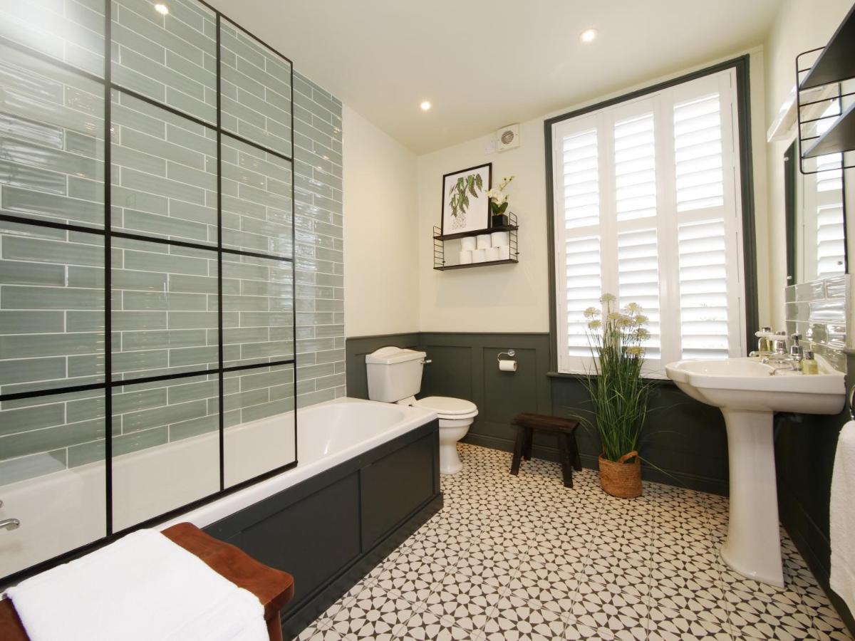 Bar Wall Cottage-City Wall Views-Sleeps 5 York Zewnętrze zdjęcie